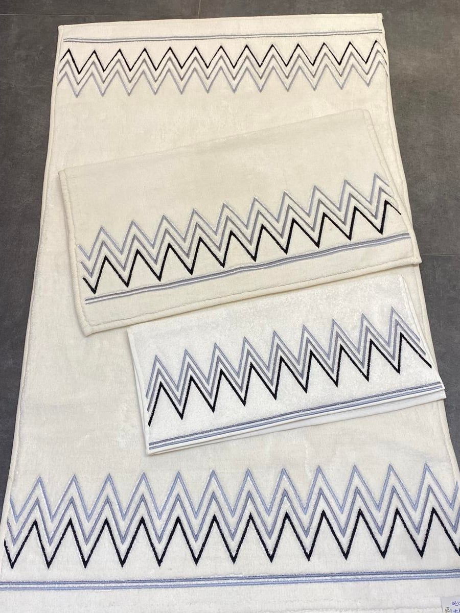 Siyah Gri Zigzag Model Nakışlı Paspas Takımı