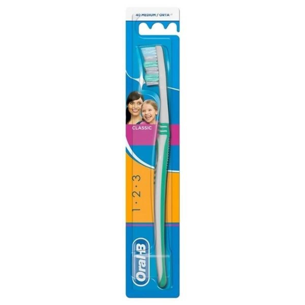 Oral-B Diş Fırçası Classic Medium 1-2-3