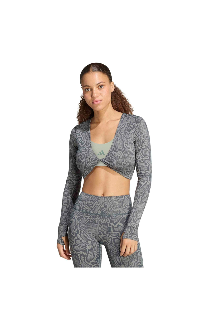 adidas Kadın Sweatshirt PrimeLft LS AOP KT4023