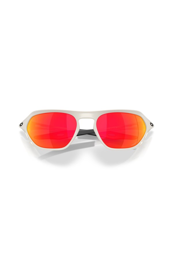 Oakley 0OO 9537 953705 61 Unisex Güneş Gözlüğü
