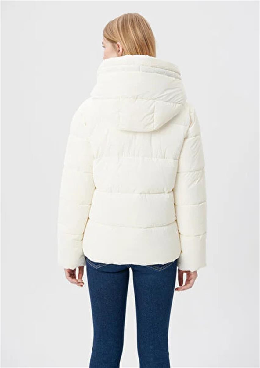 Kadın Beyaz M1110043-83043 Kapüşonlu Mont