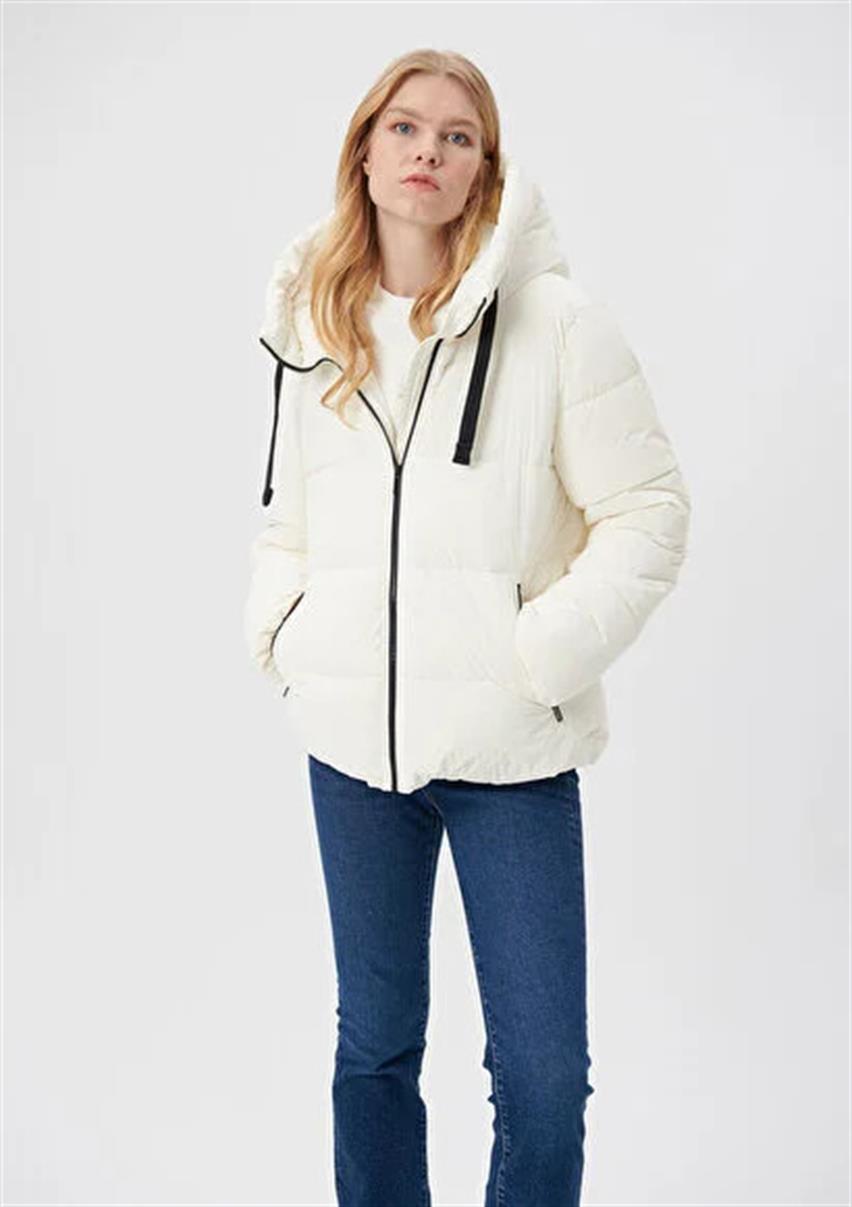 Kadın Beyaz M1110043-83043 Kapüşonlu Mont