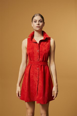 Kırmızı Süet Düğmeli Kemerli Elbise & Yelek