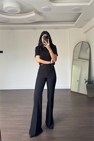 Bel Aksesuar Detaylı İspanyol Paça Pantolon-Siyah