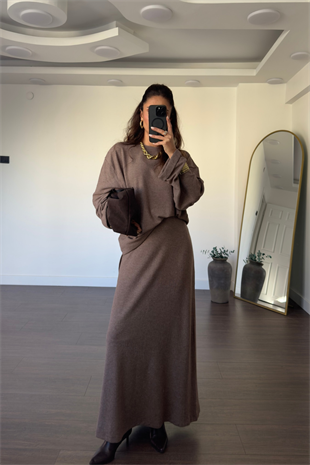 Bisiklet Yaka Bluz Etek Takım-Vizon