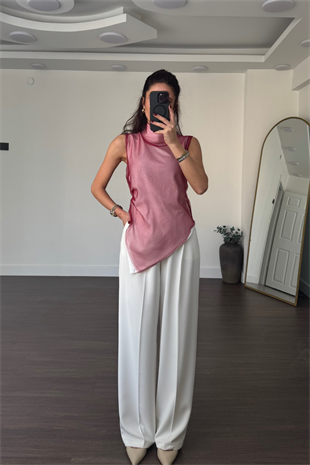 Çift Katmanlı Dik Yaka Asimetrik Bluz-Bordo Beyaz