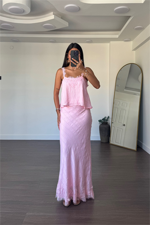 Dantel Detaylı Etek Bluz Takım-Pembe