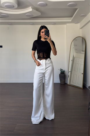 Dantel Detaylı Sırttan Bağlamalı T-Shirt-Siyah