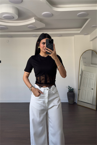 Dantel Detaylı Sırttan Bağlamalı T-Shirt-Siyah