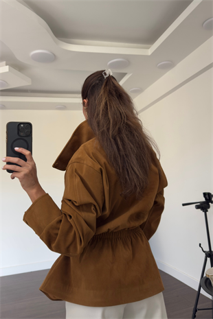 Dik Yaka Kemerli Süet Ceket-Camel