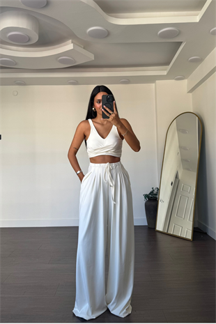Düğüm Detaylı Askılı Marka Model Takım-Ekru