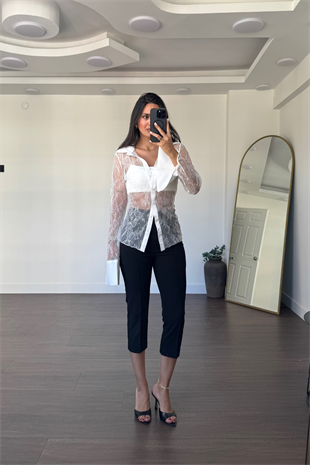 Fit Kalıp Dantelli Gömlek-Beyaz