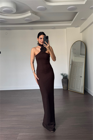 Fular Detaylı Aksesuarlı Elbise-Kahve