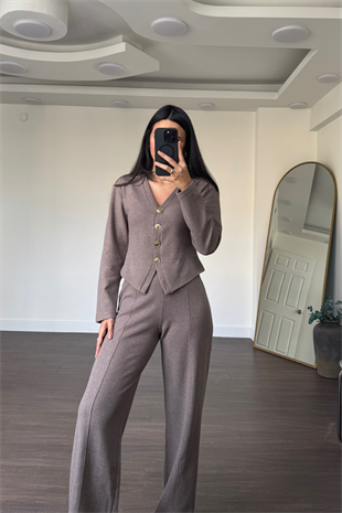 Gold Düğme Detaylı Pantolon Takım-Vizon