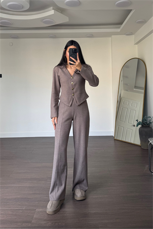 Gold Düğme Detaylı Pantolon Takım-Vizon