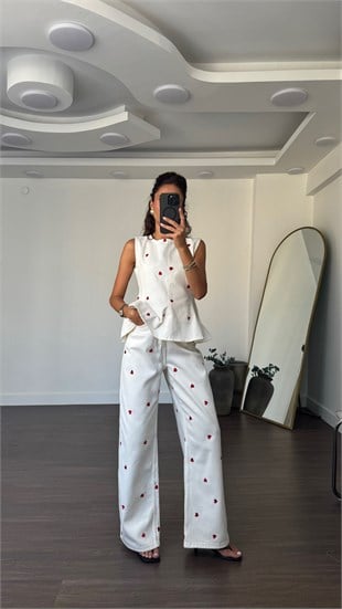 Kalp İşlemeli Bluz Pantolon Denim Takım-Ekru