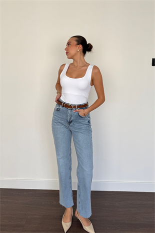 Kesik Paça Jean-Yıkamalı Mavi