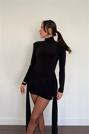 Kuyruklu Mini Elbise-Siyah