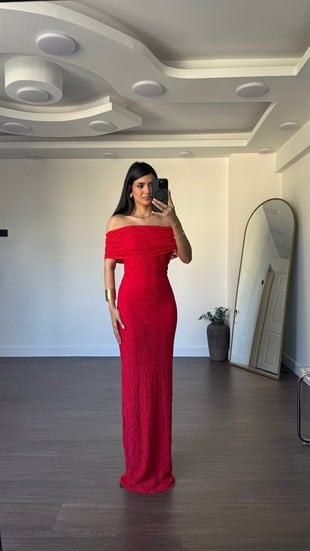 Madonna Yaka Dantel Detay Elbise-Kırmızı