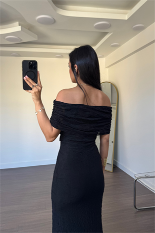 Madonna Yaka Dantel Maxi Elbise-Siyah