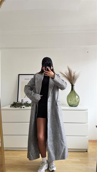 Marka Model Çizgili Gri Kaban