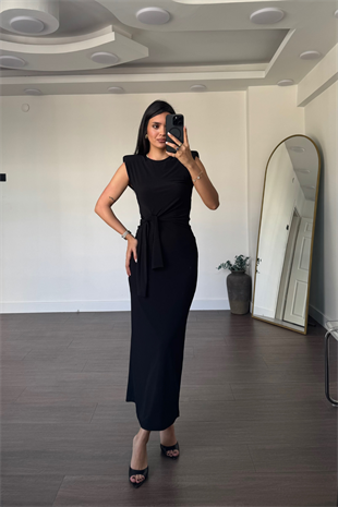 Omuz Vatkalı Bağlamalı Elbise-Siyah