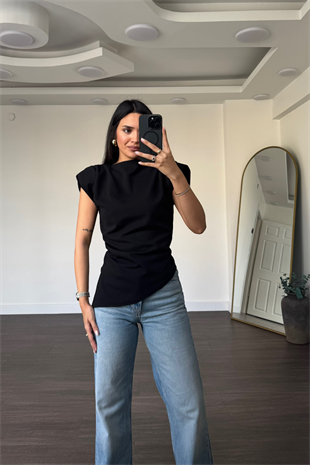 Omuz Vatkalı Yandan Yırtmaçlı Detaylı Bluz-Siyah
