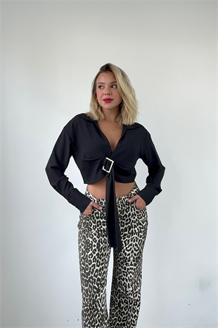 Saten Kısa Tokalı Siyah Bluz