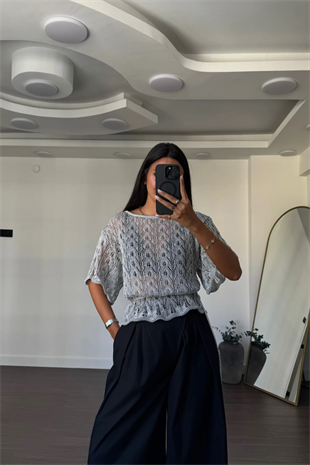 Simli Beli Bağlamalı Ajurlu Triko Bluz-Gümüş