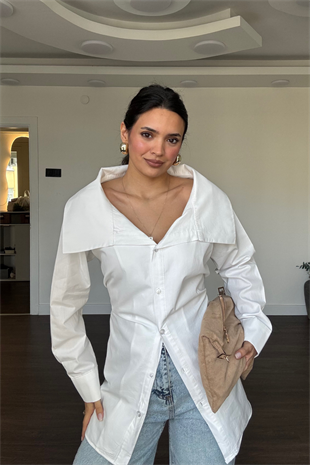 Yaka Detaylı Oversize Arkadan Bağlamalı Gömlek-Beyaz