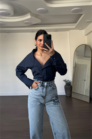 Yaka Detaylı Oversize Arkadan Bağlamalı Gömlek-Lacivert