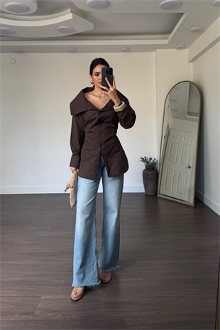Yaka Detaylı Oversize Arkadan Bağlamalı Gömlek-Kahve