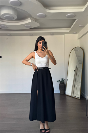 Yırtmaçlı Kemerli Etek-Siyah