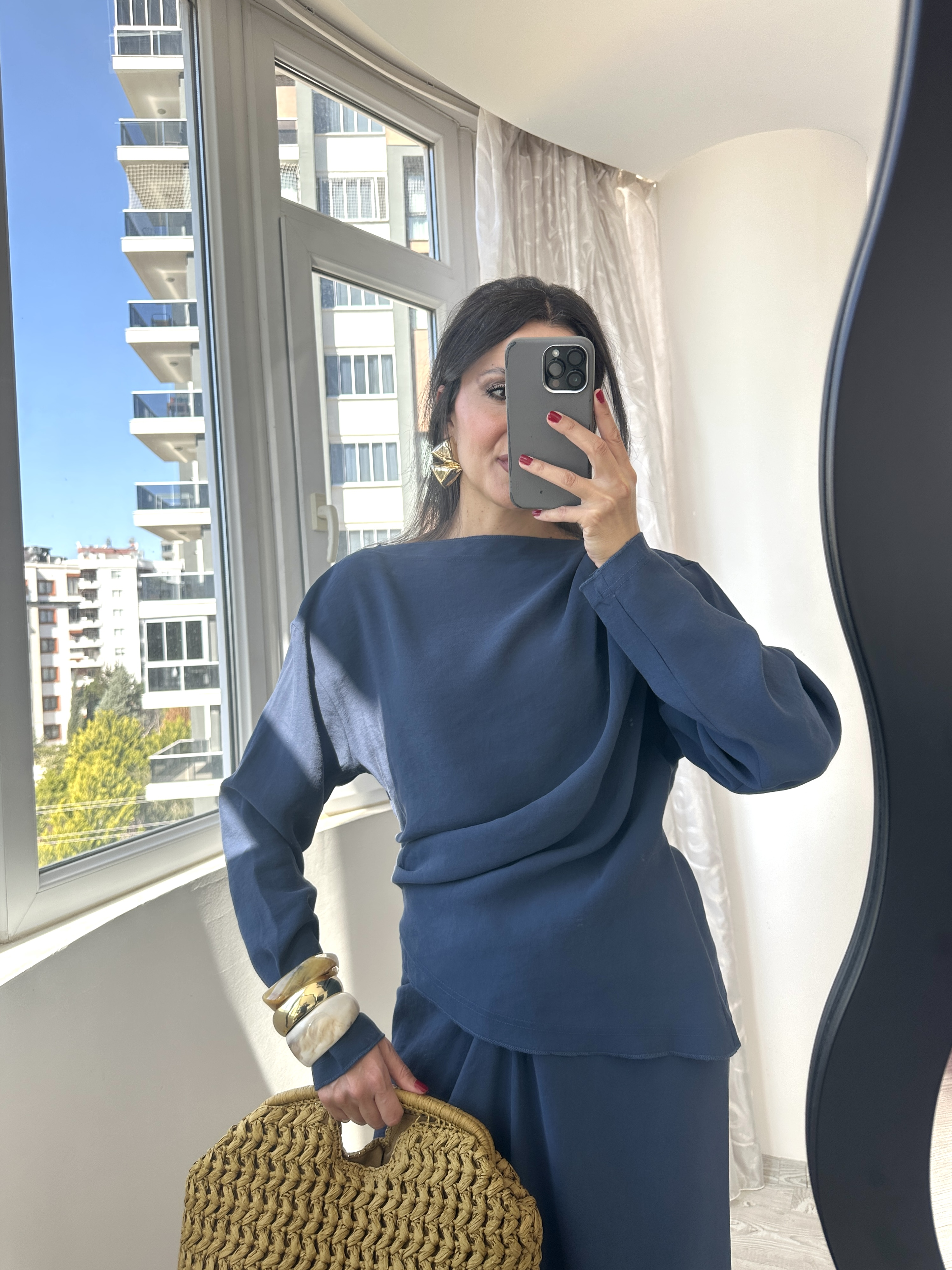 Lacivert Asimetrik Bluz Büzgü Detaylı Etek Takım