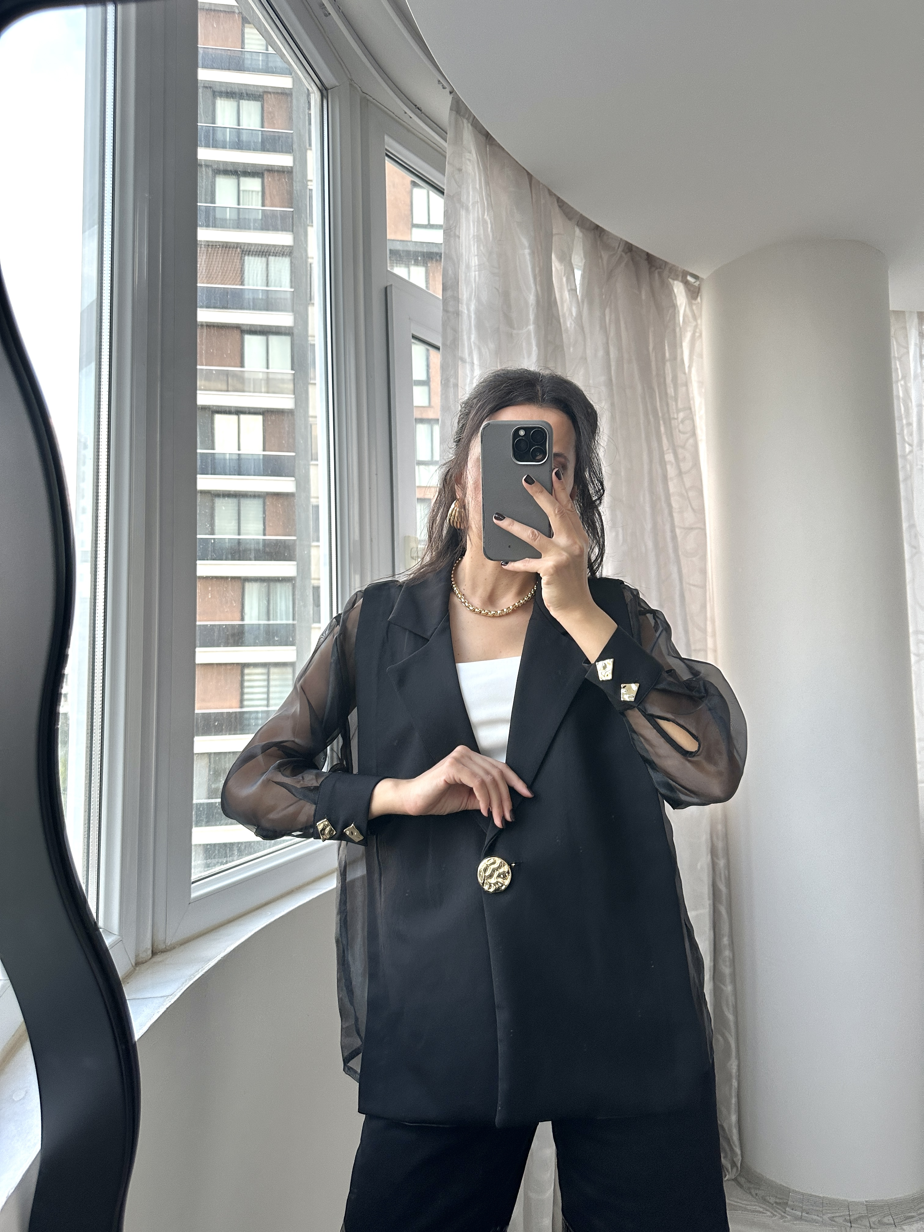 Siyah Organze Detaylı Blazer Ceket