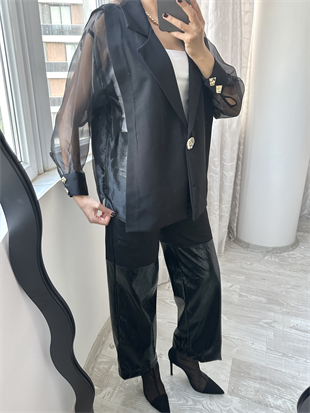 Siyah Organze Detaylı Blazer Ceket