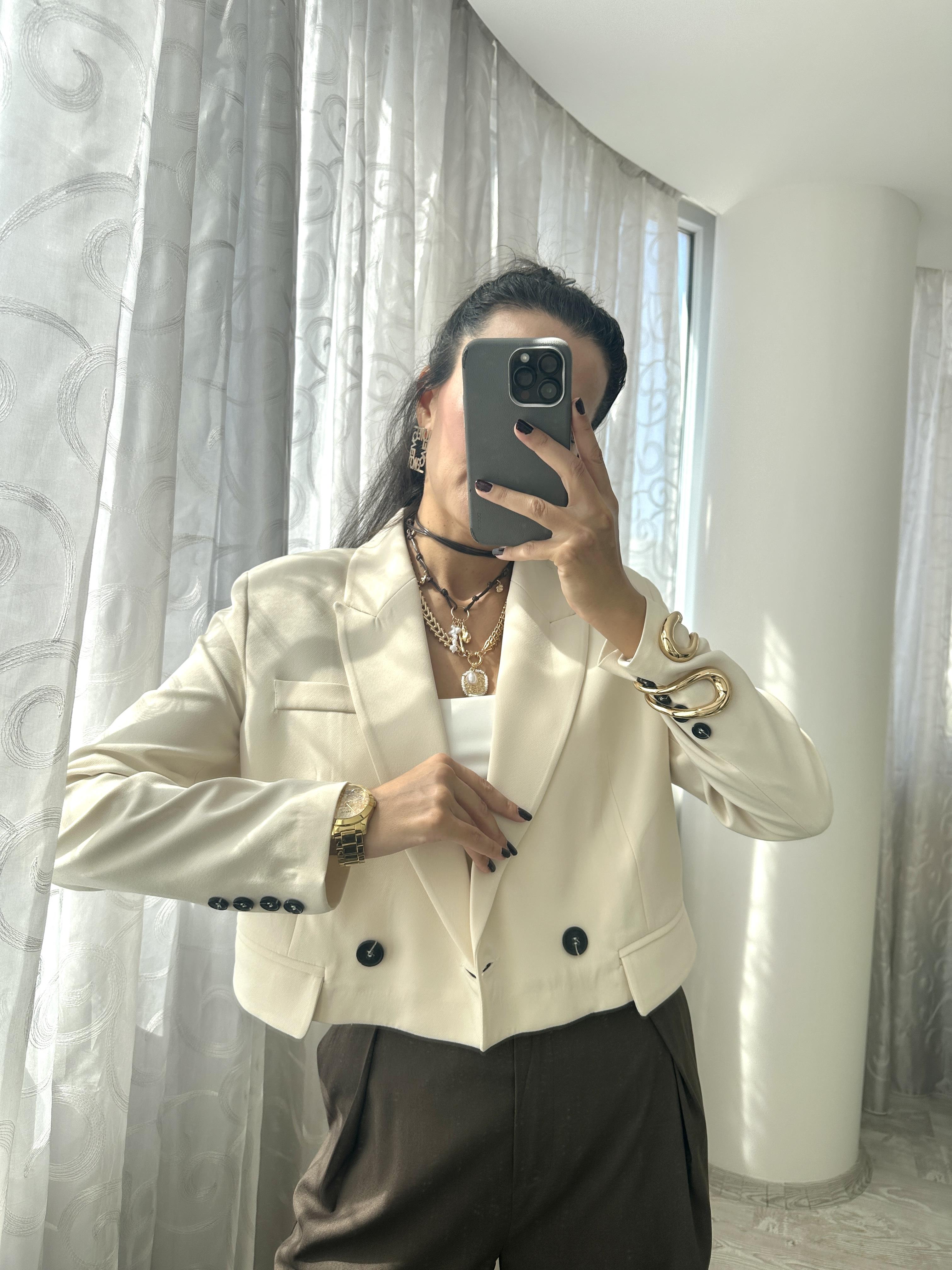 Krem Vatkalı Crop Blazer Ceket