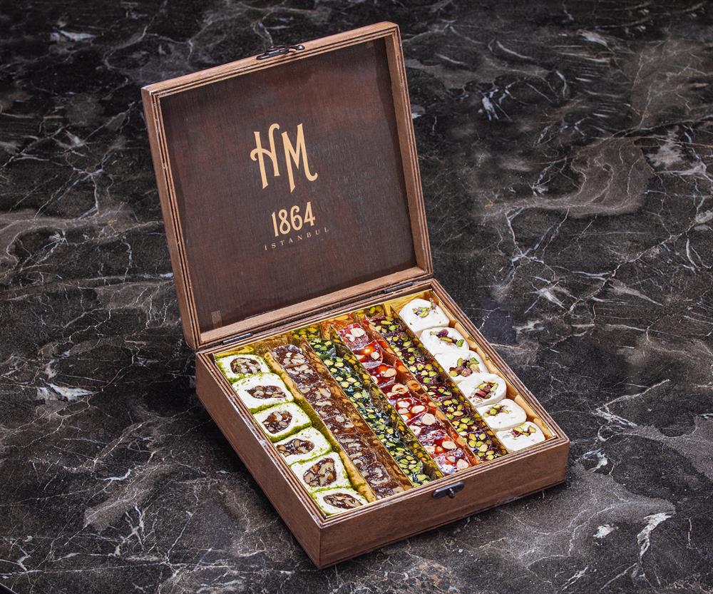 HM 1864 Premium Mixed Delight (Wooden Box)
