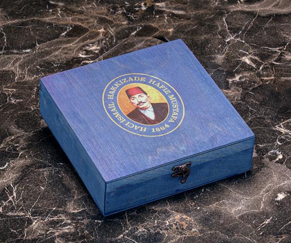 HM 1864 Premium Mixed Delight (Blue Wooden Box)