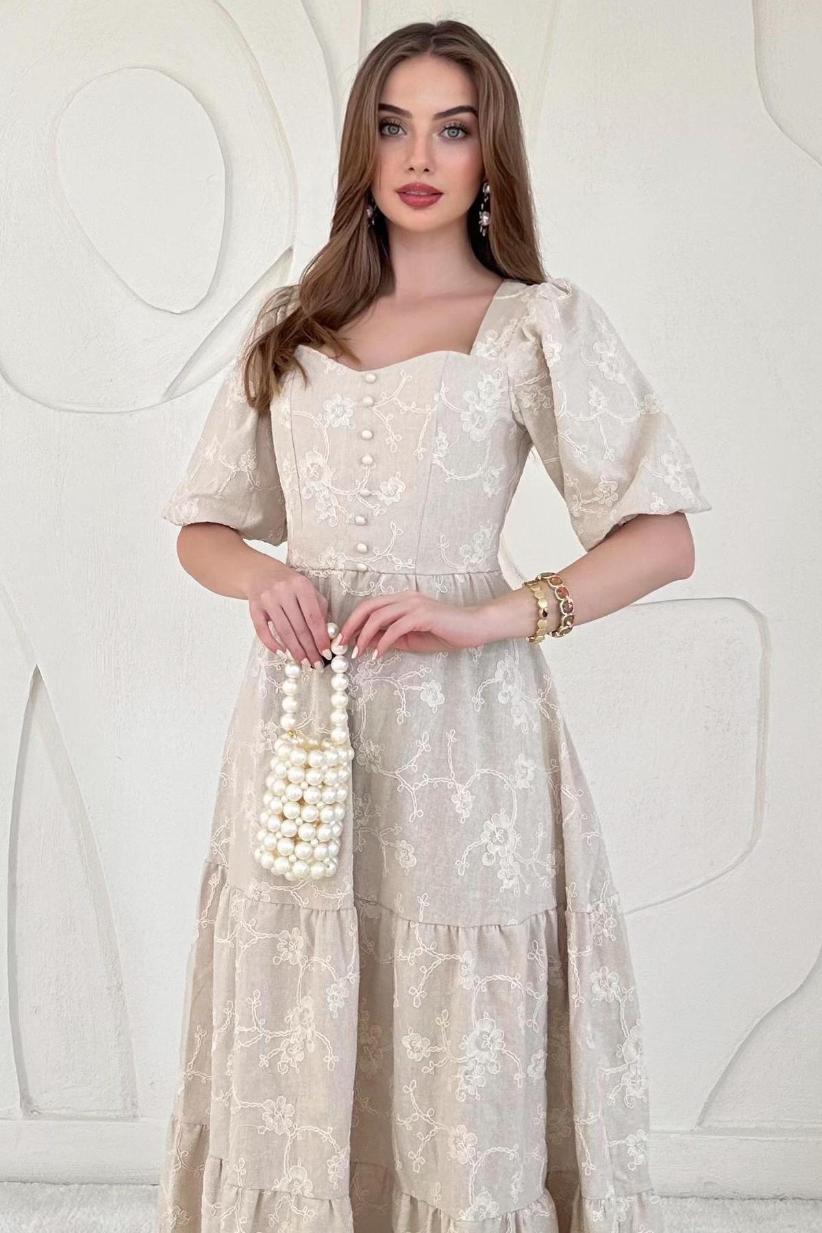 Bej Balon Kollu İşlemeli Elbise