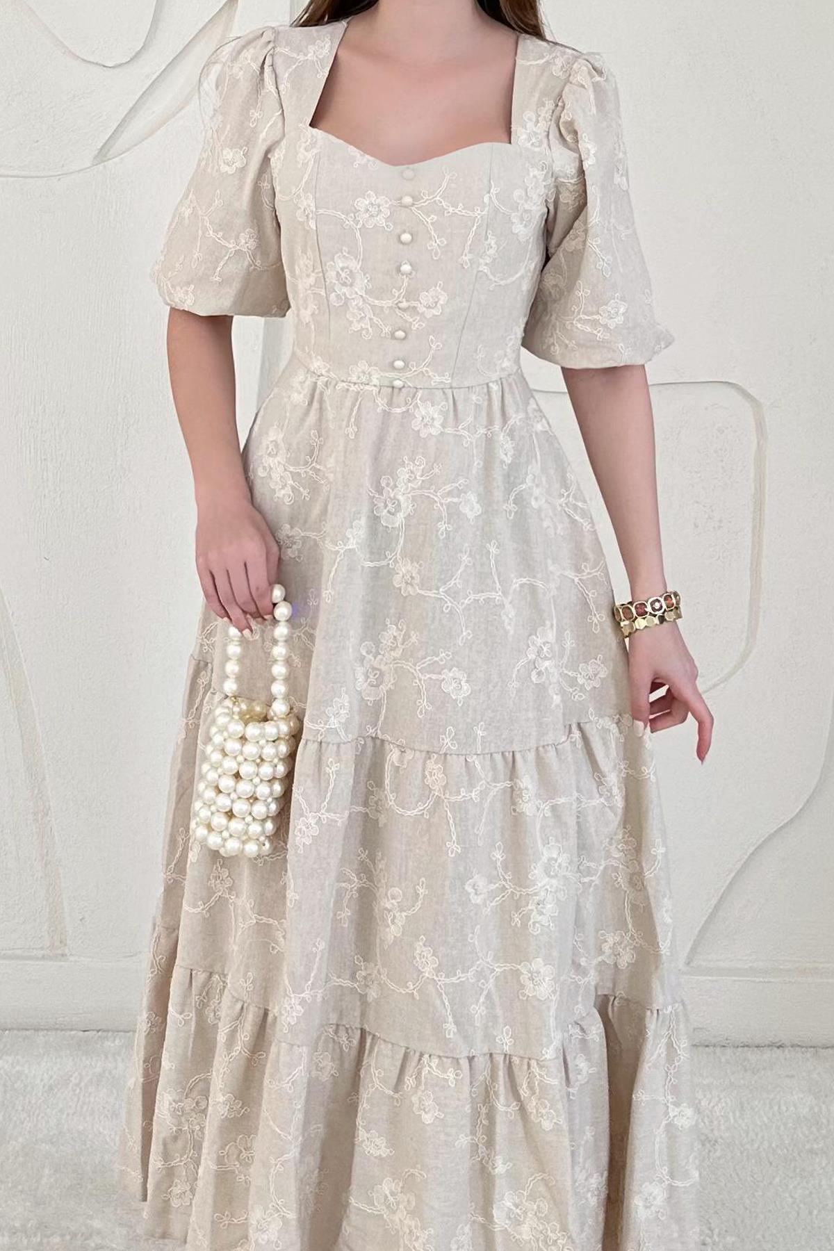 Bej Balon Kollu İşlemeli Elbise