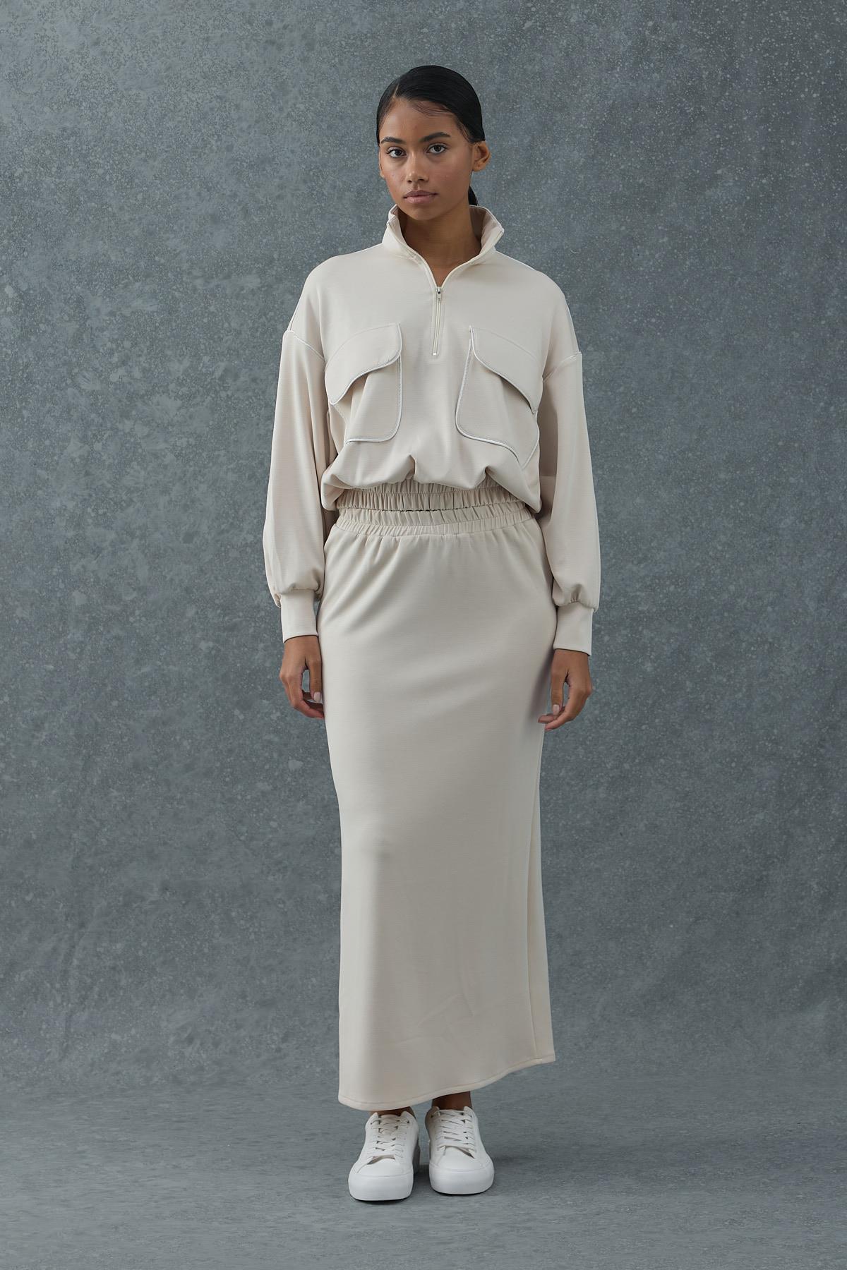 Bej Biyeli Sweatshirt ve Etek Takım