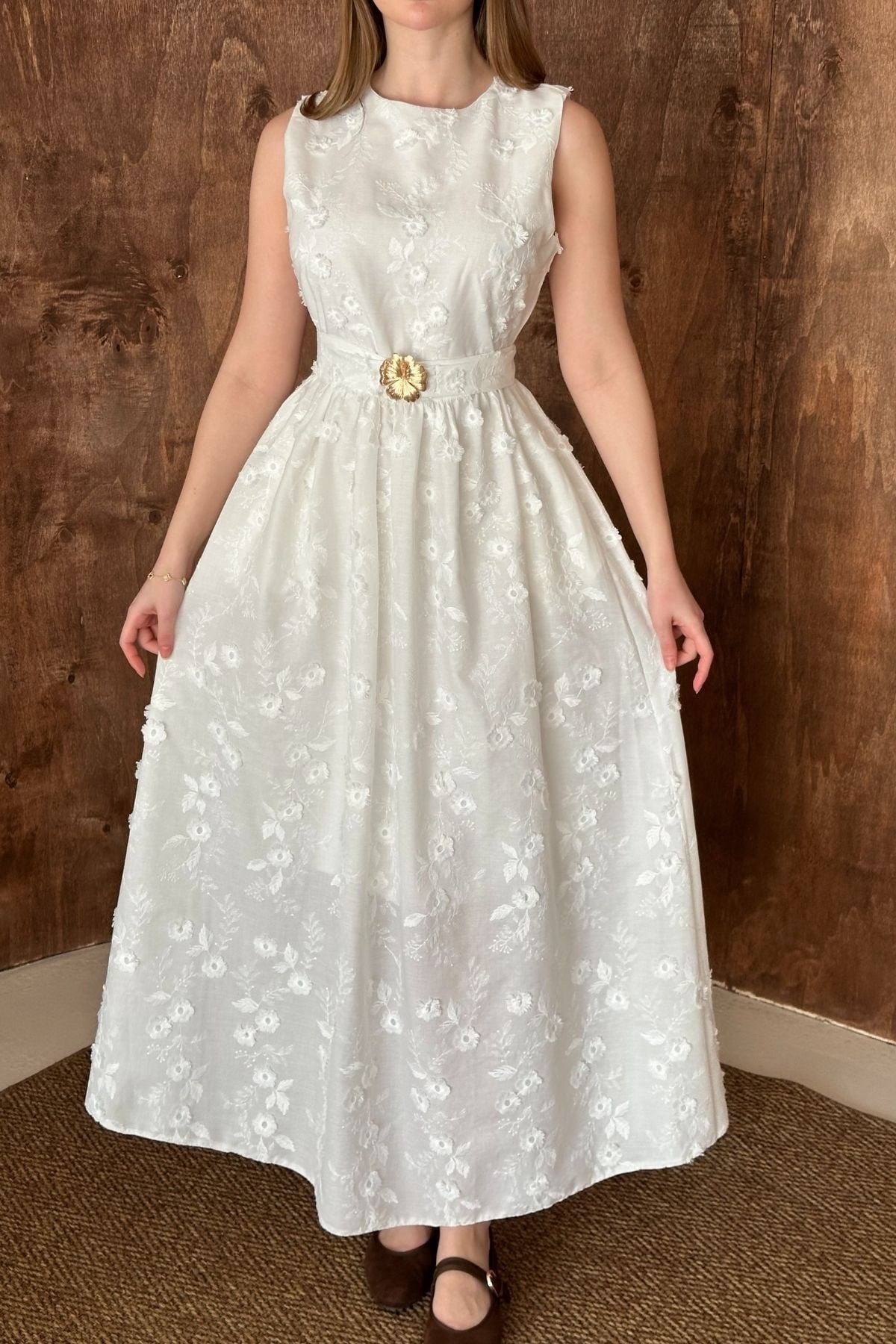 Ekru 3d Brode Detaylı Elbise