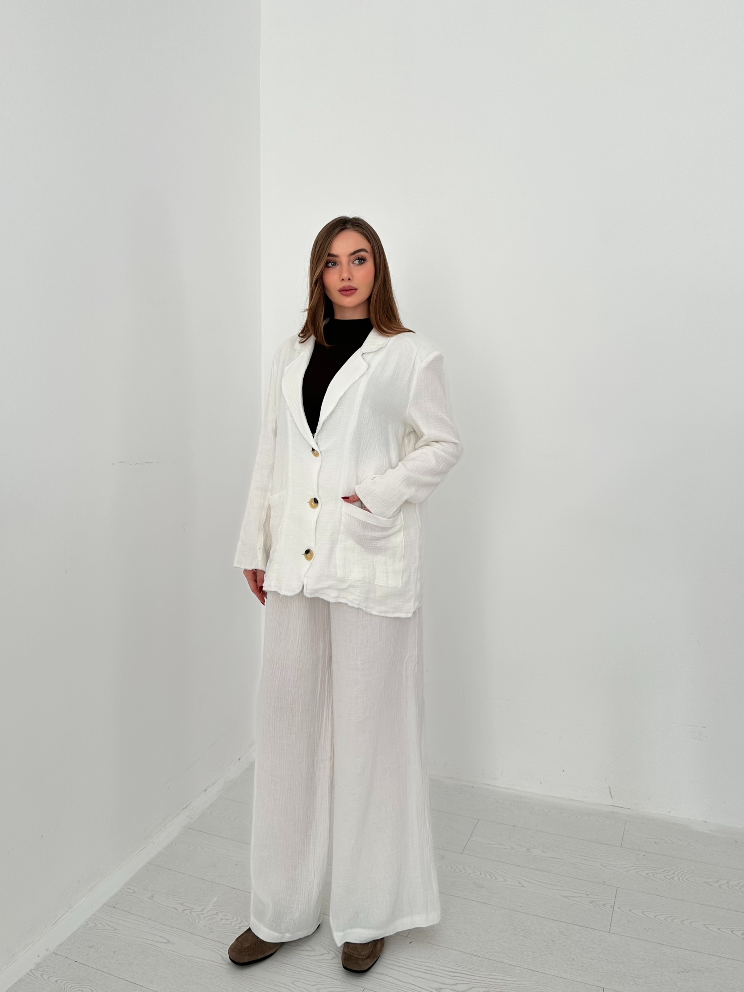 Ekru Düğme Detaylı Oversize Müslin Takım