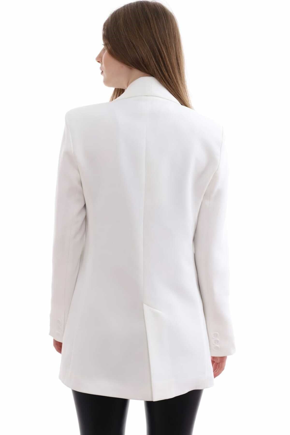 Beyaz Blazer Düğmeli Ceket