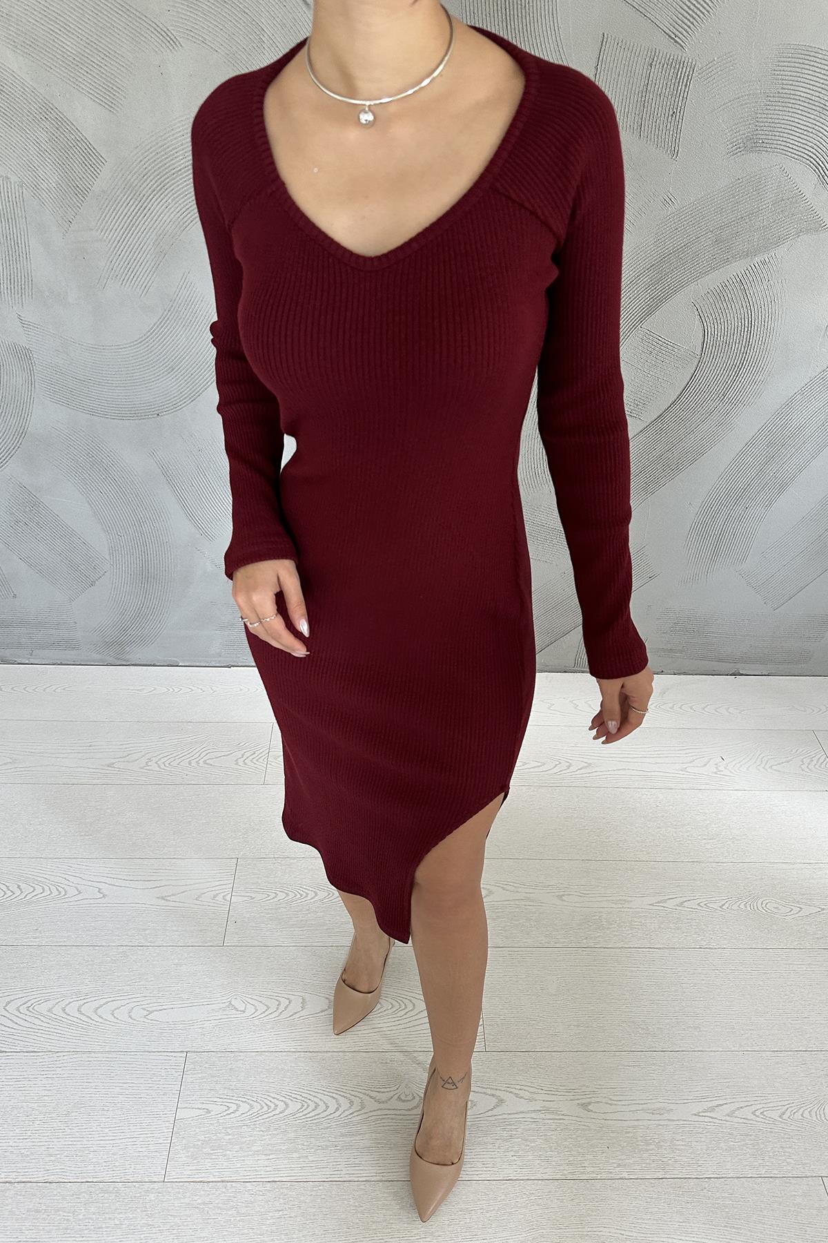 Bordo Eteği Yırtmaçlı Triko Elbise