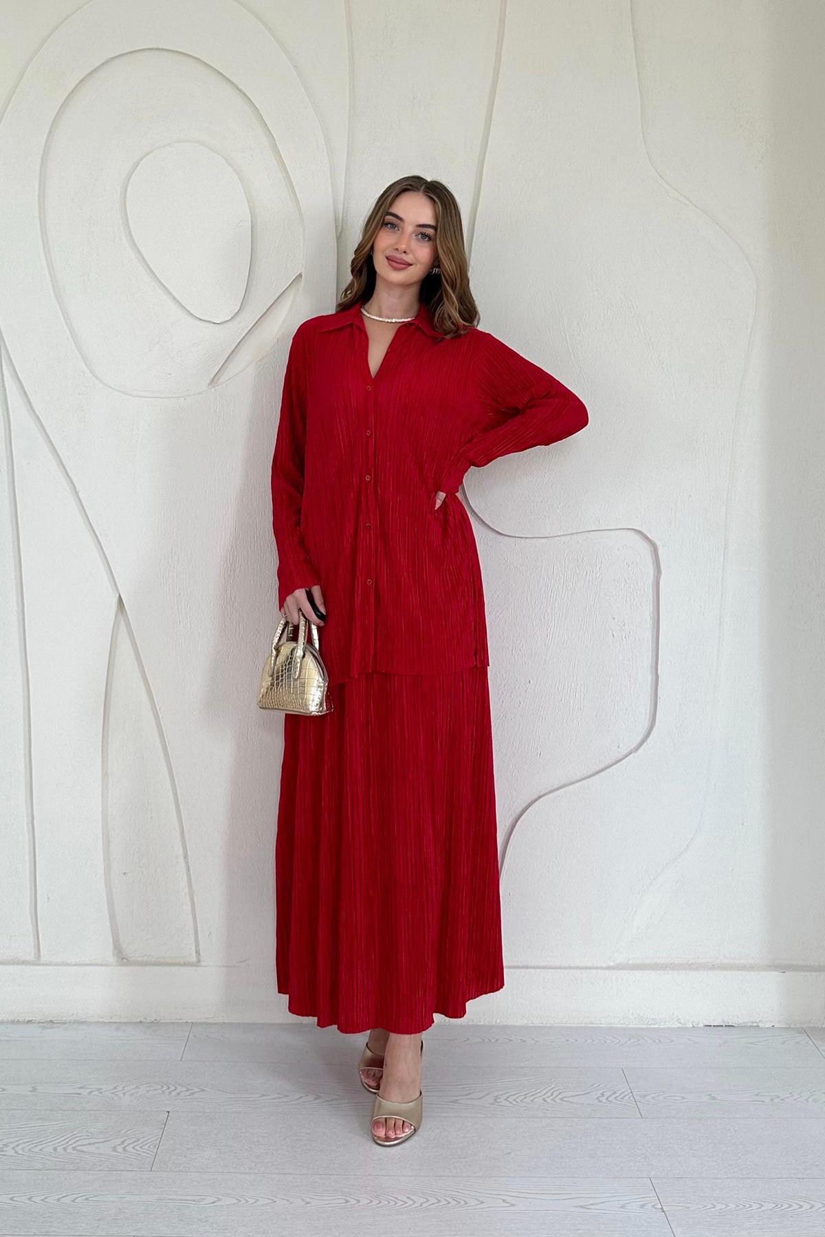 Kırmızı Fitilli Gömlek ve Uzun Etek Takım