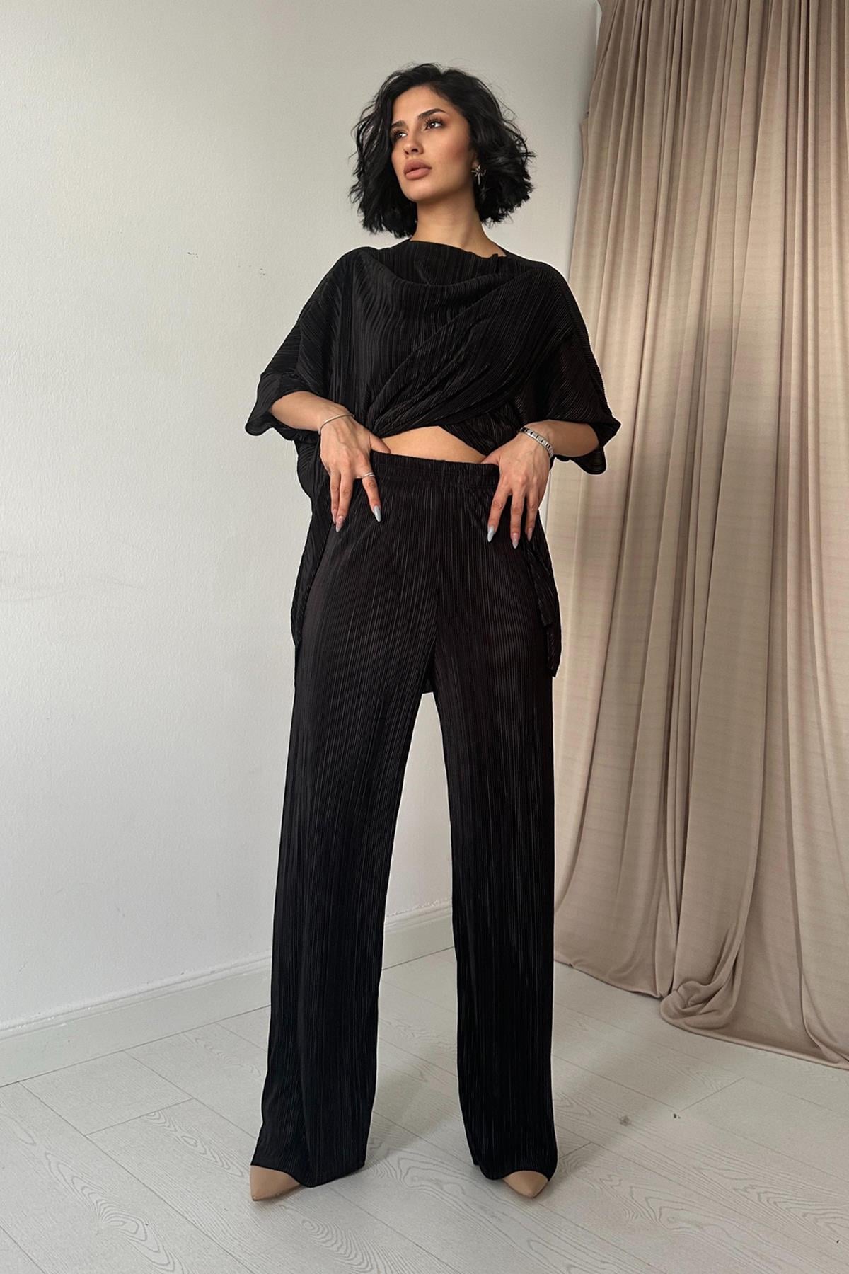 Siyah Fitilli T-Shirt ve Pantolon Takım