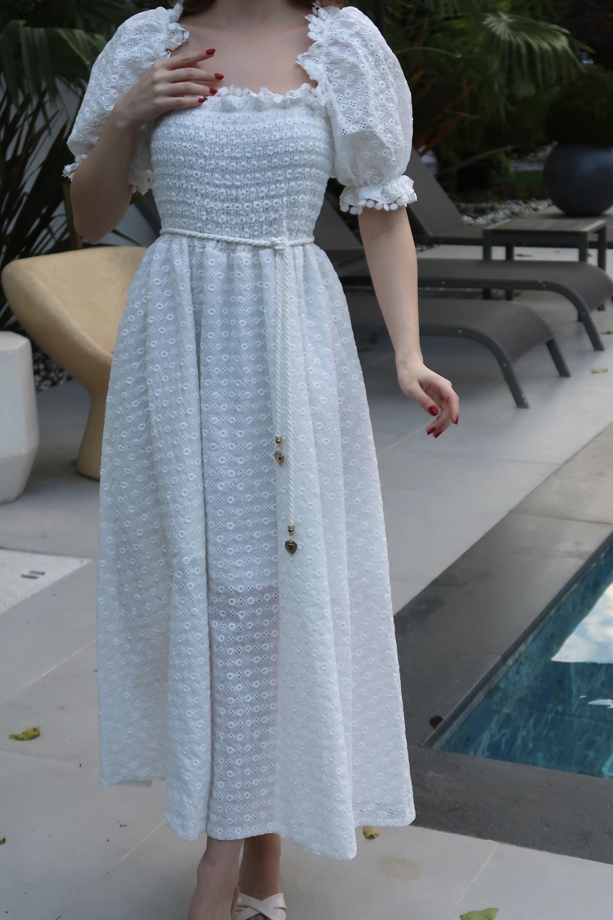 Beyaz Gipeli Astarlı Fisto Elbise