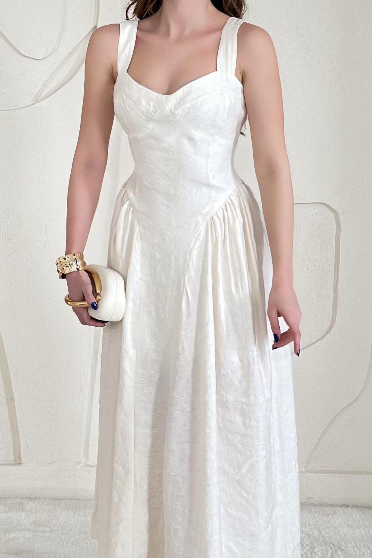 Bej Göğüs Kulplu Kloş Elbise